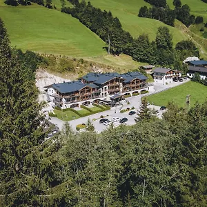 **** Aparthotel Avenida Mountain Österreich